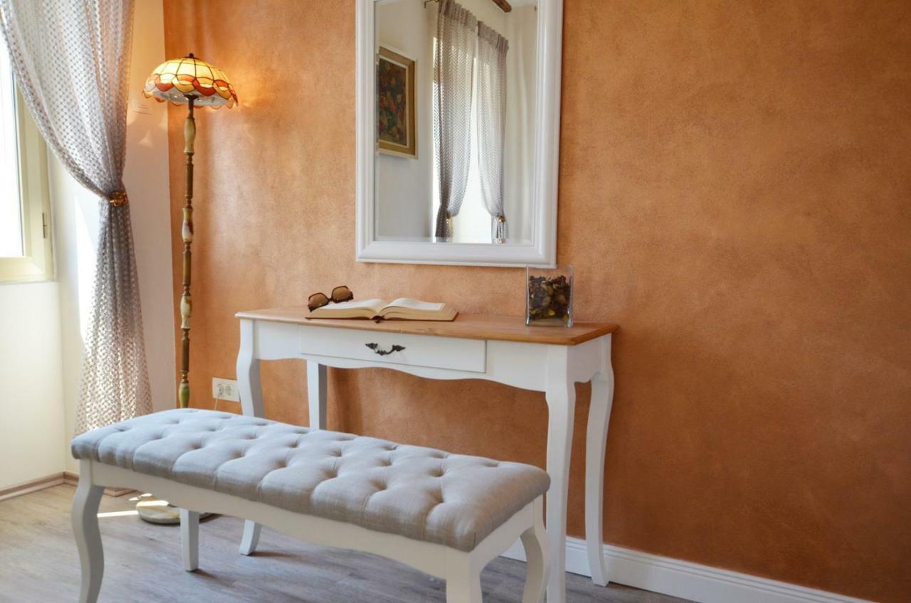 Bruno Apartment Ровинь Экстерьер фото